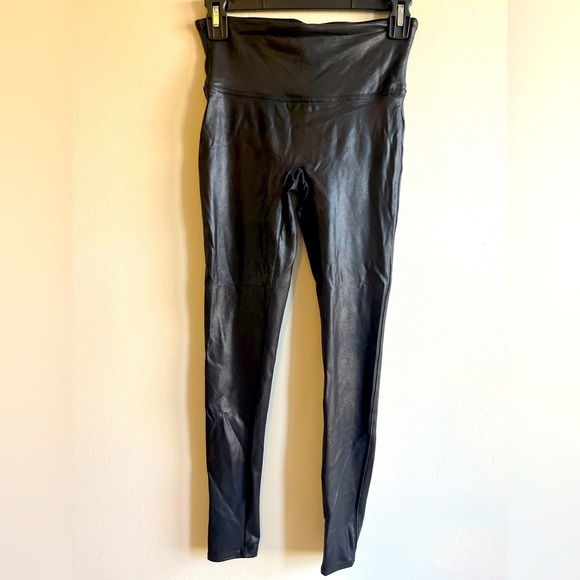 Spanx Faux Leather Leggings High Rise Tummy Control Slimming Stretch Black S - Picture 1 of 5